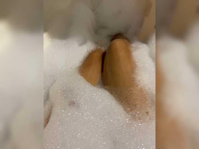 Zdjęcia HloyaConect Hey guys!:) Goal- #Dance #hot #pvt #c2c #fetish #feet #roleplay Tip to add at friendlist and for requests!