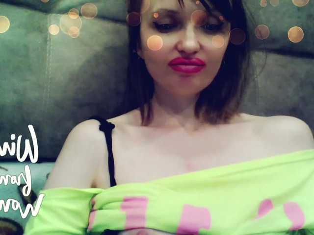 Zdjęcia lilisexy14 Hi! I'm Lily! Delicious and juicy blowjob deep throat whit saliva!!!!!@total – countdown: @sofar collected, @remain left until the show starts!