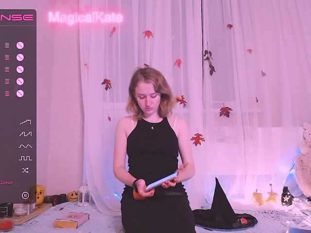 Zdjęcia MagicalKate Halloween party. Magic oil on my body @remain , full naked in pvt
